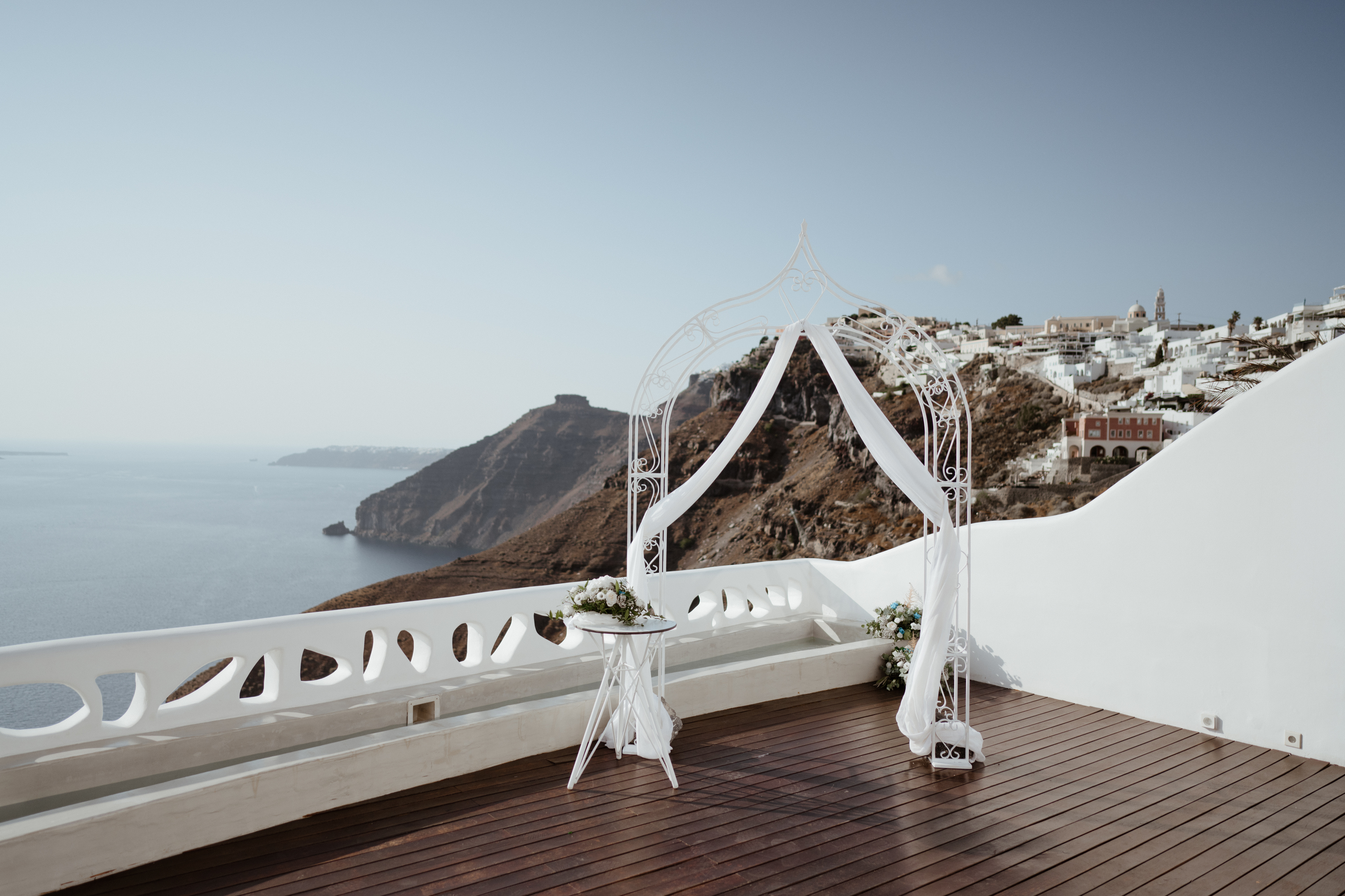Book your wedding day in Athina Luxury Suites